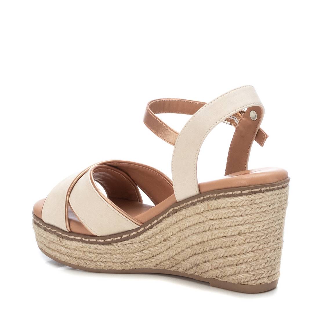 Var Beige Sandals