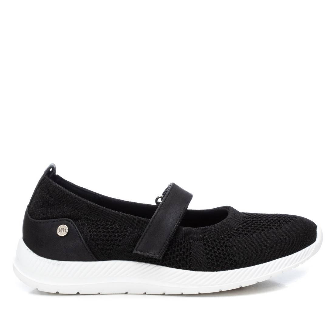 Pitea Black Sneaker