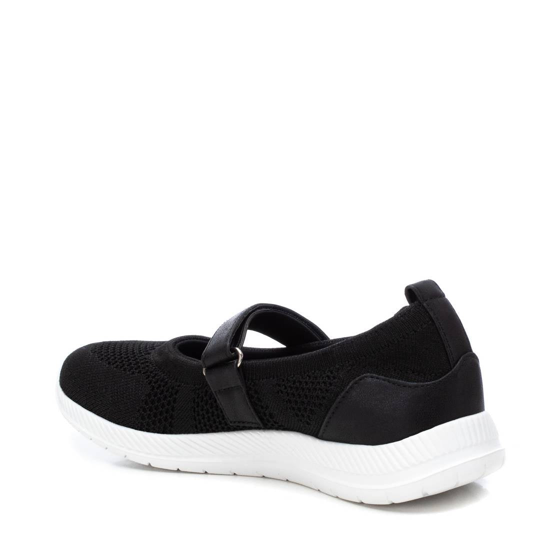 Pitea Black Sneaker